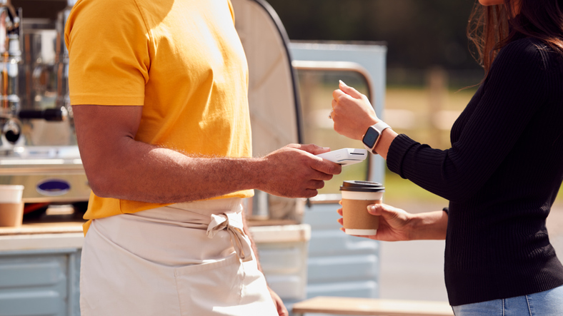 Tapping to pay with a smartwatch for everyday spending
